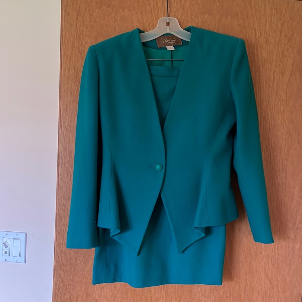Suit -skirt suit 100% wool